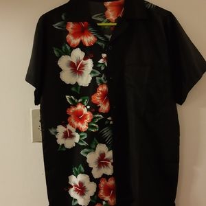 Hawaiian Shirt 🌺